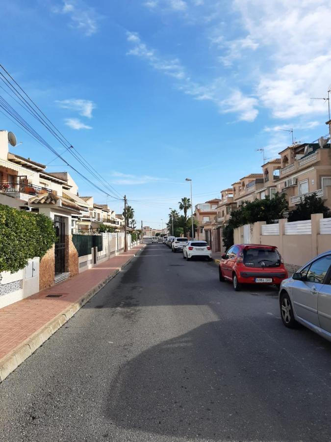 Casa Chloe, Urbanizacion Privada Villa Torrevieja Eksteriør bilde